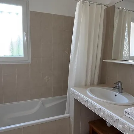 Appartement Avec Parking Proche - 4 Pers. - Fr-1-748-39 Canet-en-Roussillon